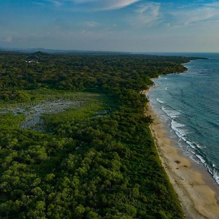 Beach Walk Costa Rica Плайя-Авельяна Экстерьер фото